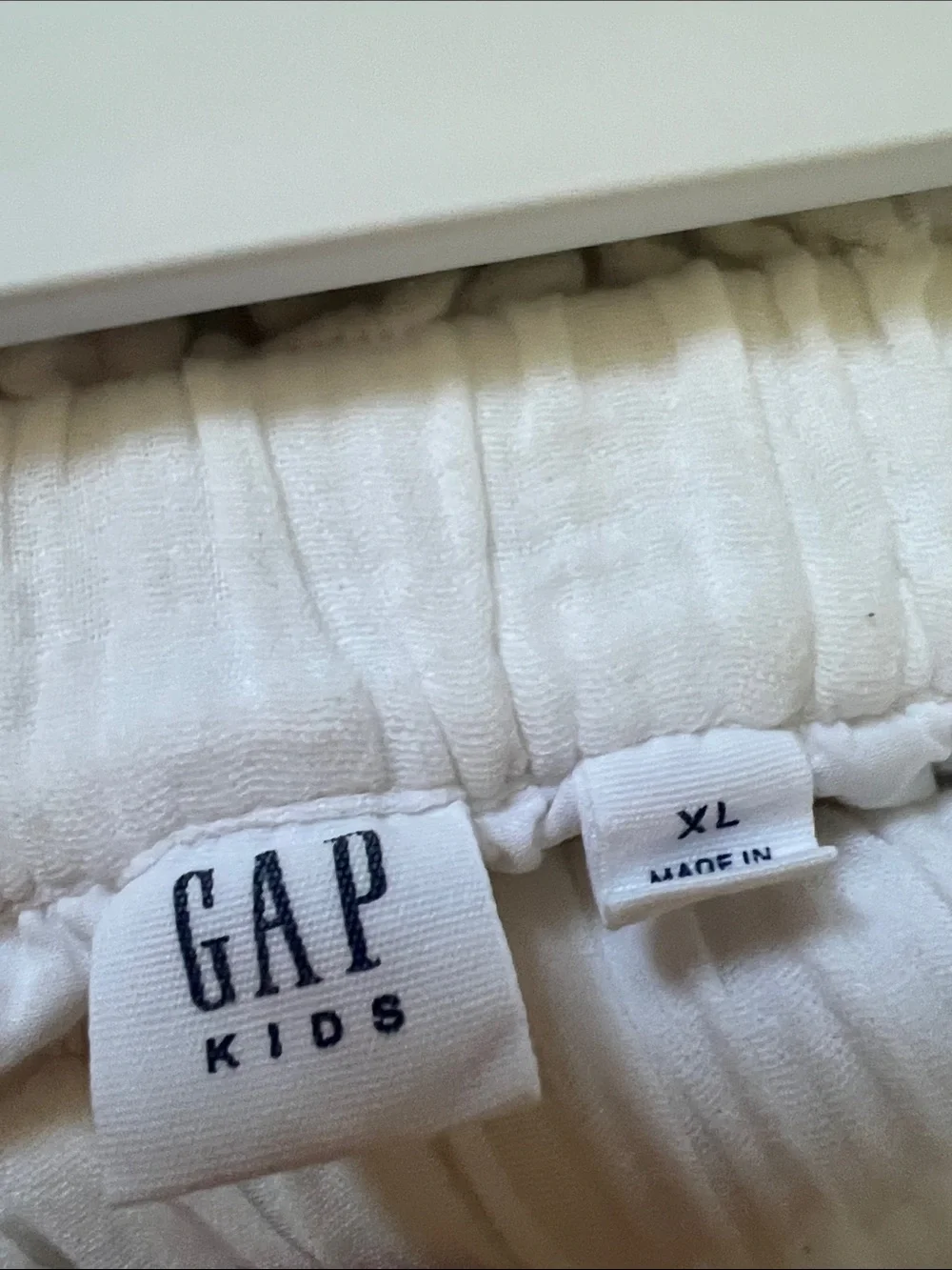 GAP Girls White Gauze Ruffle Sleeve Top & Shorts